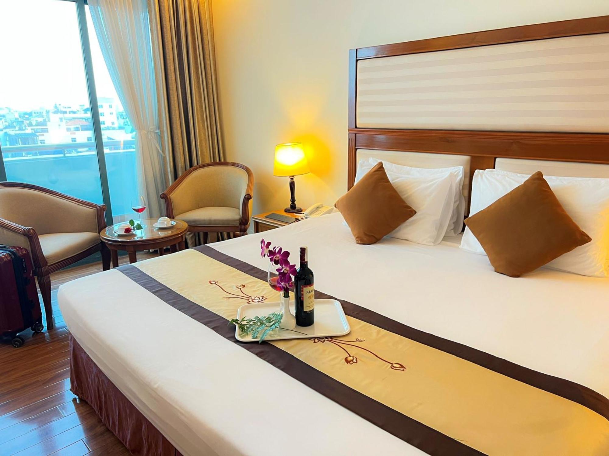 Ramana Saigon Khách sạn